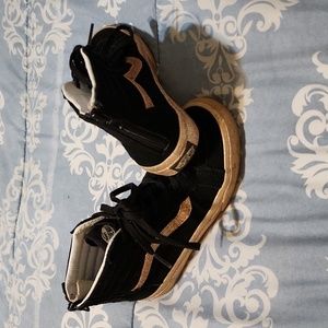 Little Girls Van's size 2